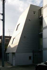 2010 - Yutenji Apartments - architecture WORKSHOP